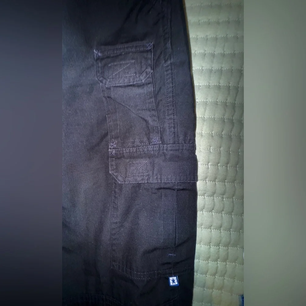 Propper brand Men's tactical Black Cargo Pants. Size 42/32. GUC